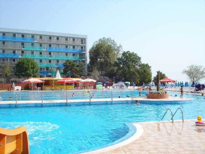 Hotel Cleopatra Saturn Bagian luar foto